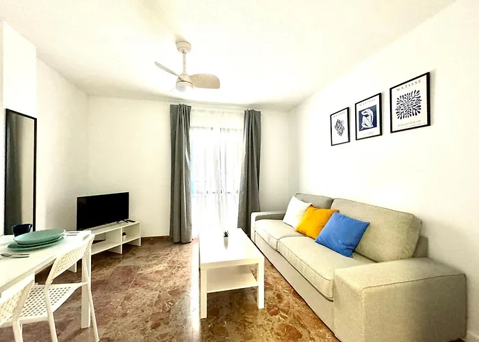 Beautiful & Sunny Apartment