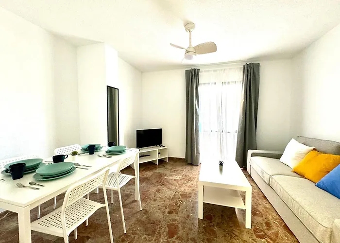 Beautiful & Sunny Apartment