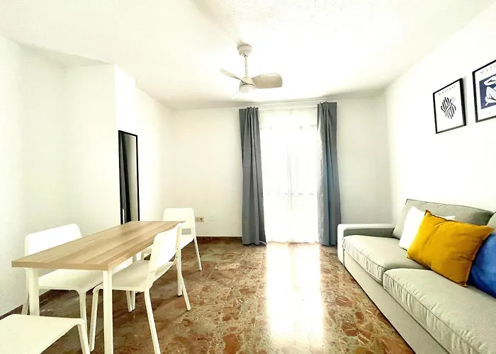 Beautiful & Sunny Apartment